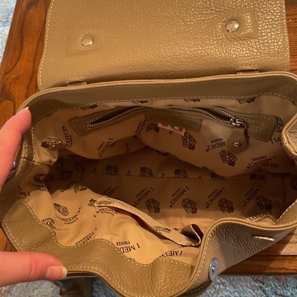 I Medici Firenze Italian Pebbled Leather Backpack Purse  Beige EUC - Picture 8 of 8